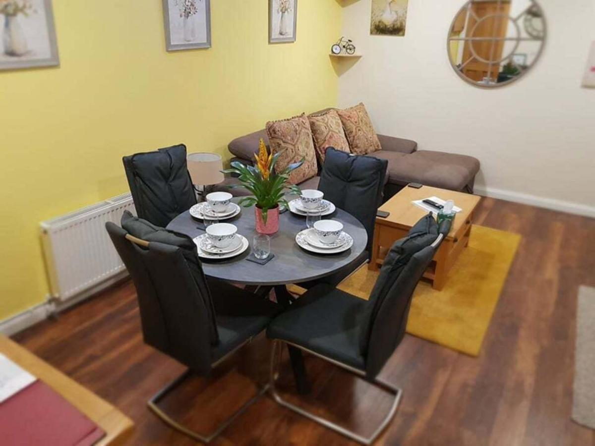 The Musical Ceol Cottage 1-Bedroom - Sleeps Four Ballynahinch Екстер'єр фото